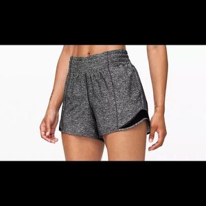 Lululemon hotty hot shorts 4”